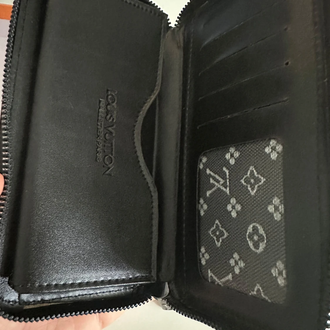 Svart plånbok Monogram - 2