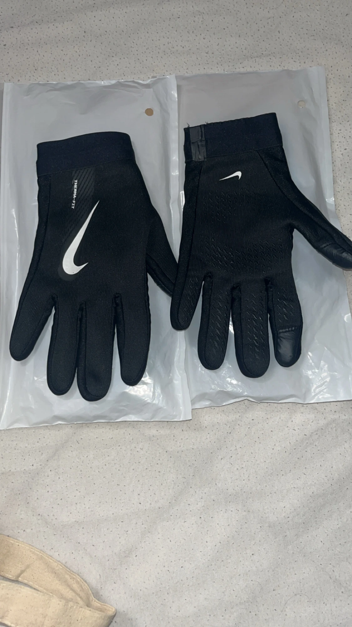 Nike handskar  - 1