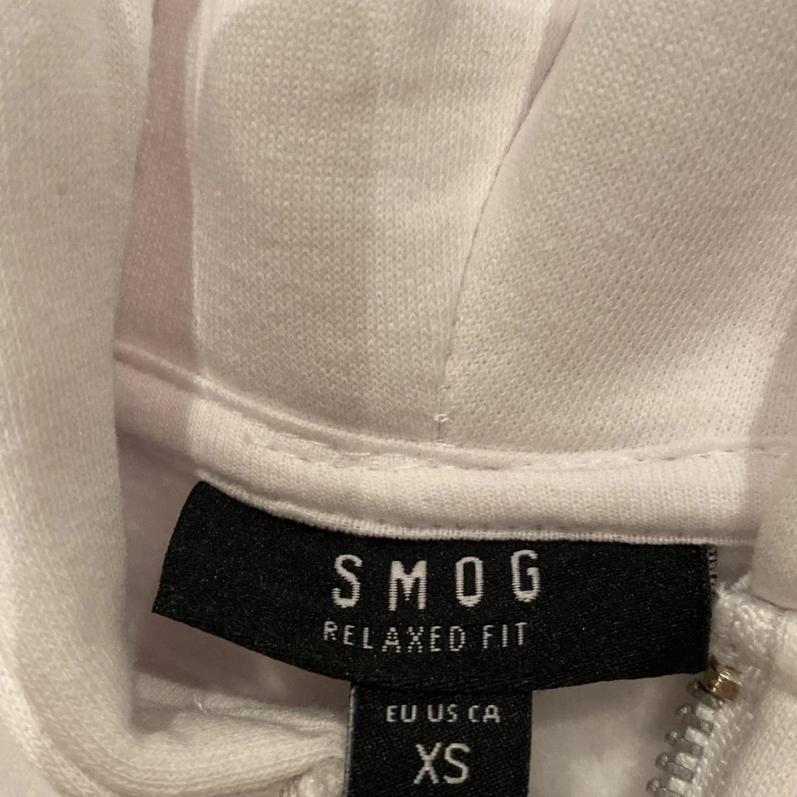 Vit hoodie med tryck från Smog XS - 3