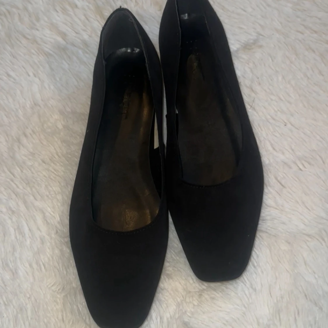 Svarta ballerinaskor från Esprit - 1