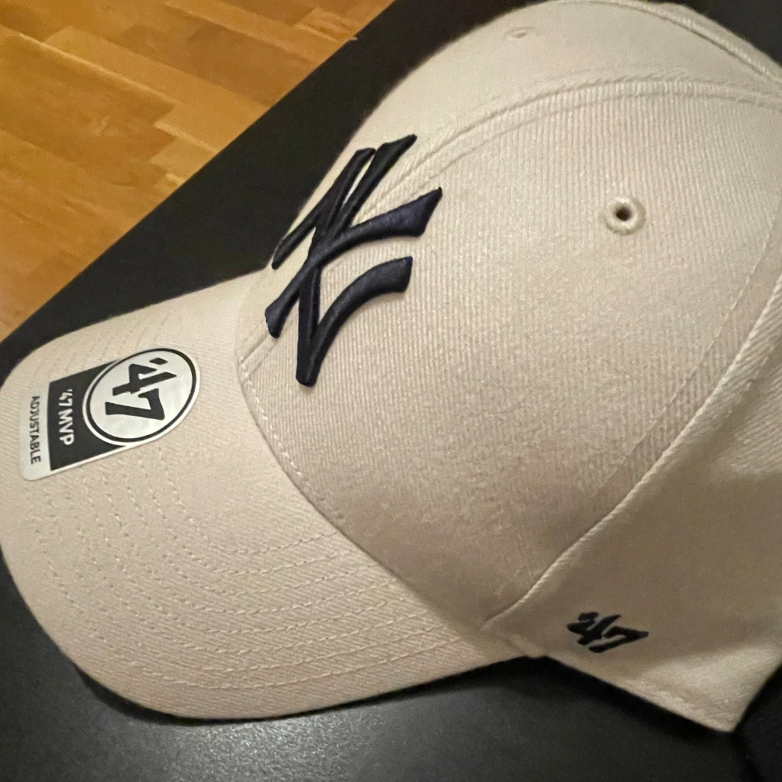 Vit/beige New York Yankees keps 47 - 2