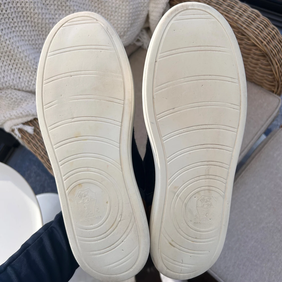 Mörkblå Brunello Cucinelli sneakers med bruna detaljer - 2