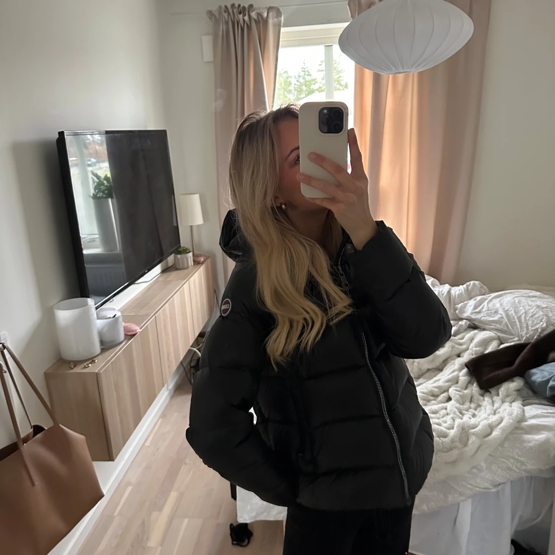 Svart Colmar pufferjacka med huva