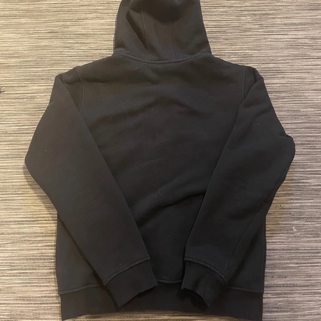 Svart Burberry hoodie med rutig huva - 1