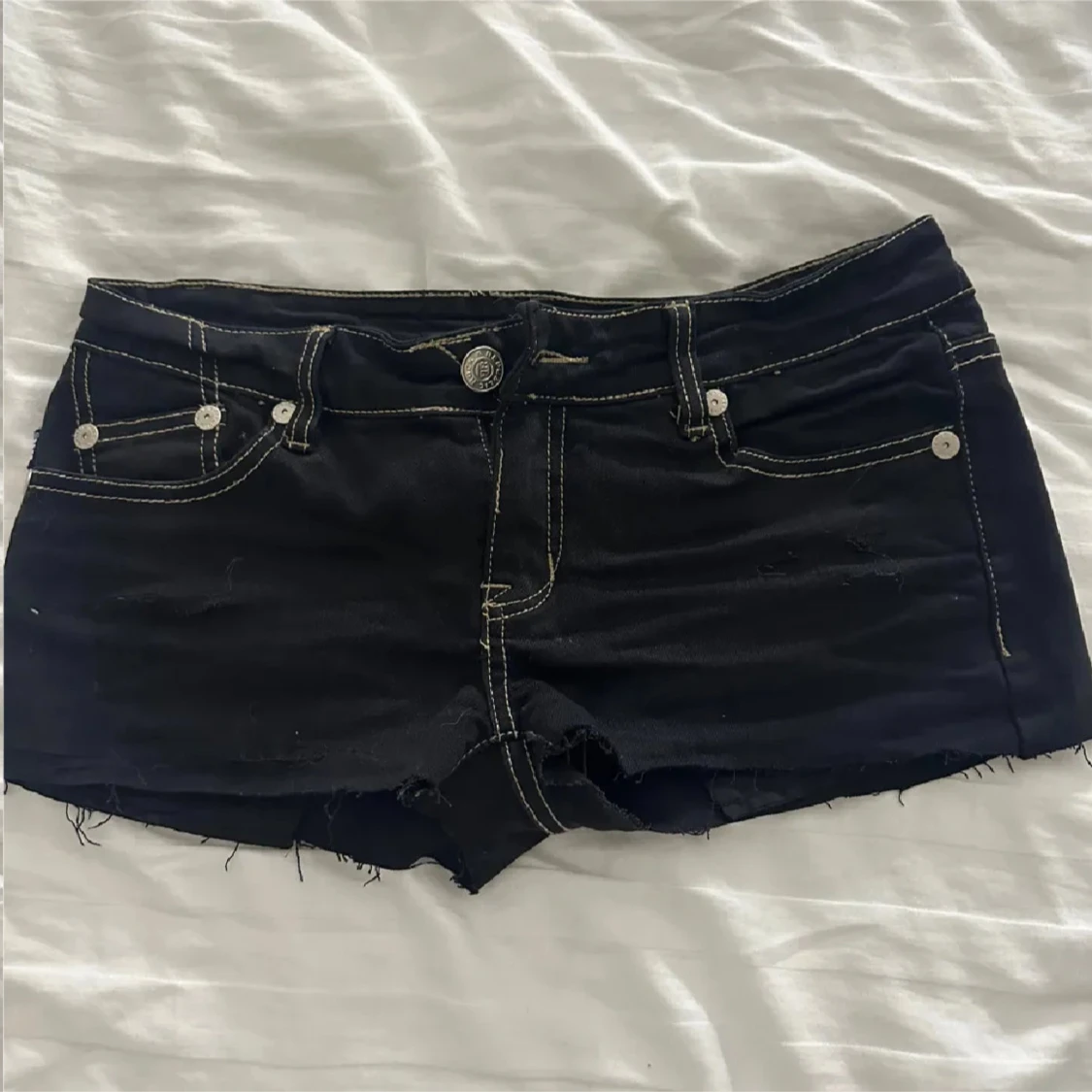 Svarta jeansshorts Victoria Beckham - 1