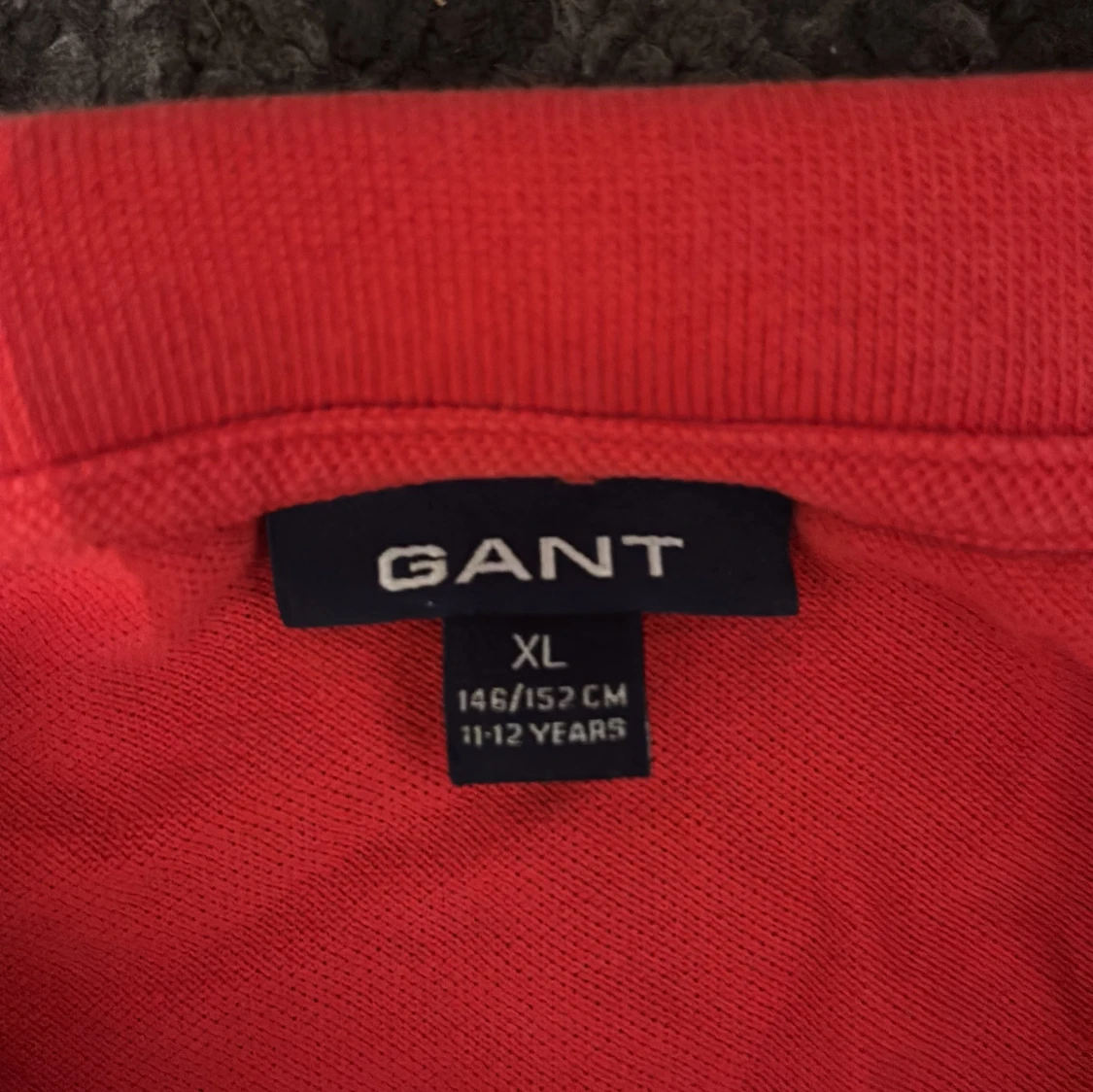 Röd pikétröja från Gant XL - 1