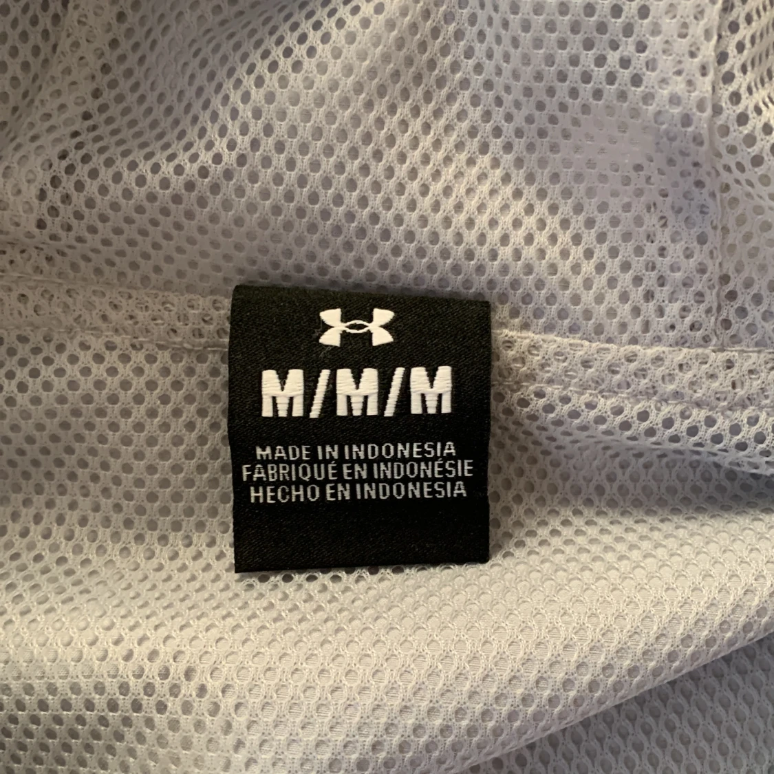 Grå vindjacka från Under Armour - 2