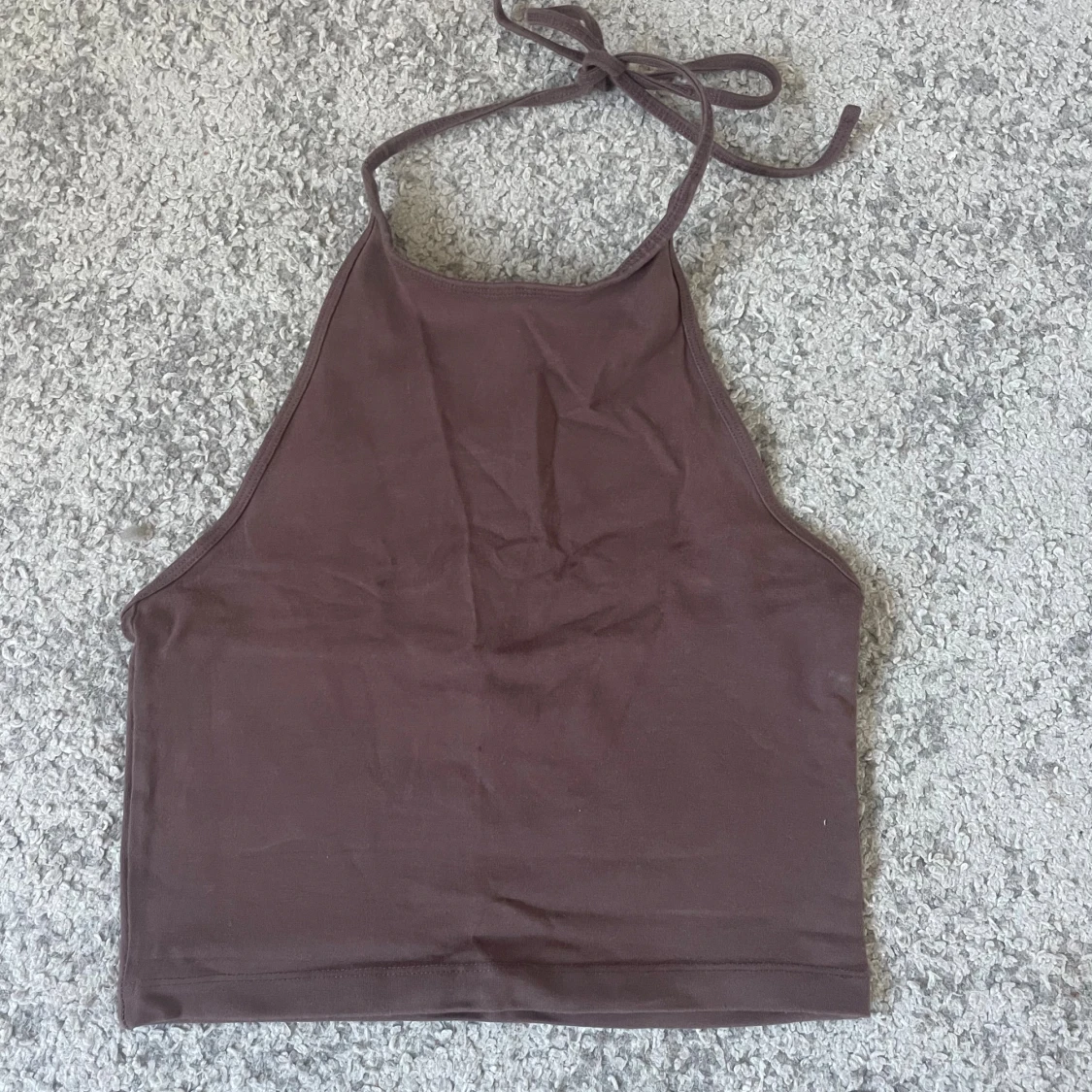 Brun halterneck linnetopp från Bik Bok