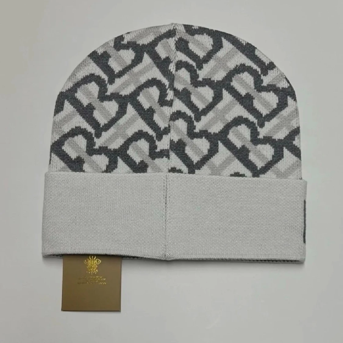 Burberry mössa  - 1