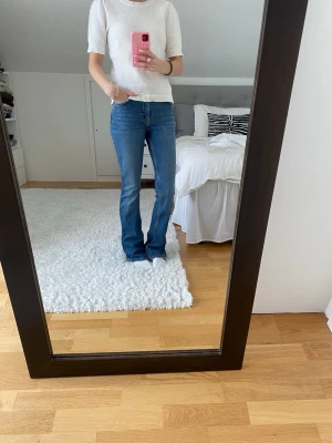 Snygga jeans - Säljer super snygga jeans från Gina. Pris kan sänkas vid snabb affär 