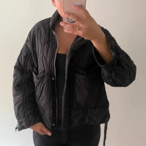 Zara jacka - Strl XS. I nyskick. Tryck gärna på ”köp”