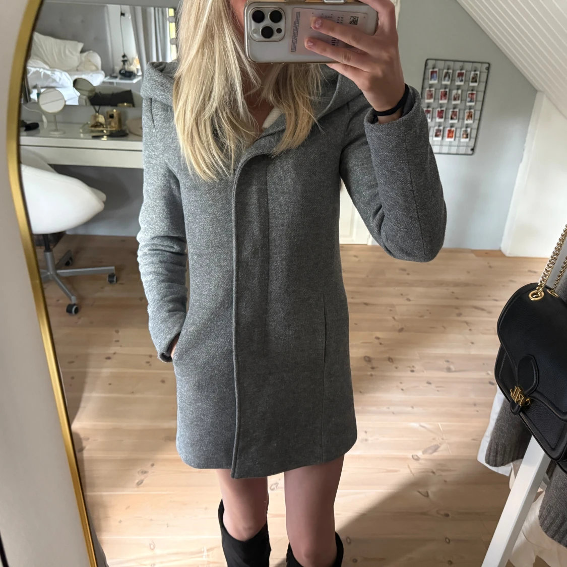 Grå kappa från Vero Moda