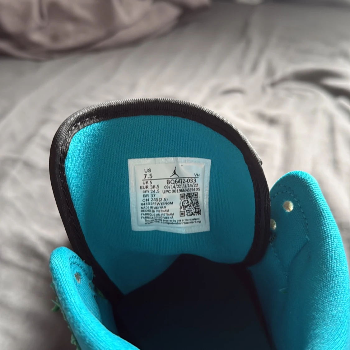 Nike Air Jordan 1 Mid grön/blå  den är i ny  skick/buty Nike - 2