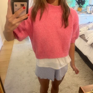 Croppad rosa stickad tröja från Zara - Sååå fin tröja 💗