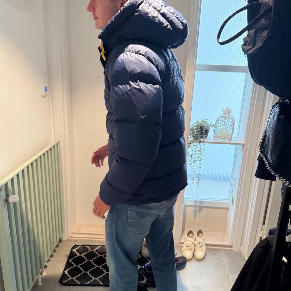 Mörkblå dunjacka från Fjällräven - 2