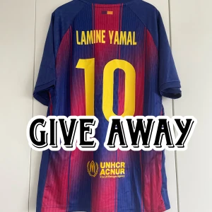 Giwe away ( lamine yamal 10 )  - Måste följa och gilla denna annonsen ✅ Frakten betalar vinnaren ✉️ Helt ny med tagg – en lamine yamal 10 ⚽️🙌 Vinnaren avslöjas om 2 veckor 🏆