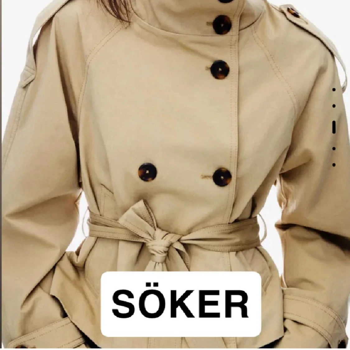 Beige trenchcoat med bälte bershka 