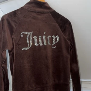 Juicy Couture kofta - Pris kan diskuteras 