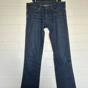 Low waist bootcut jeans - Low waisted dark blue jeans, in great codition.🤍 Size  W28/L36