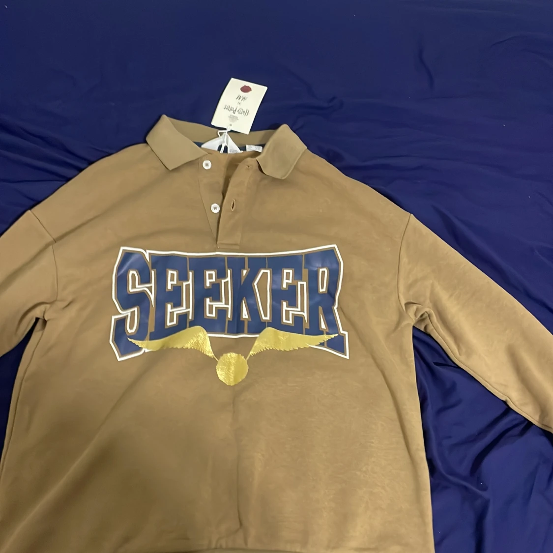 Beige pikétröja SEEKER med blå detaljer - 1