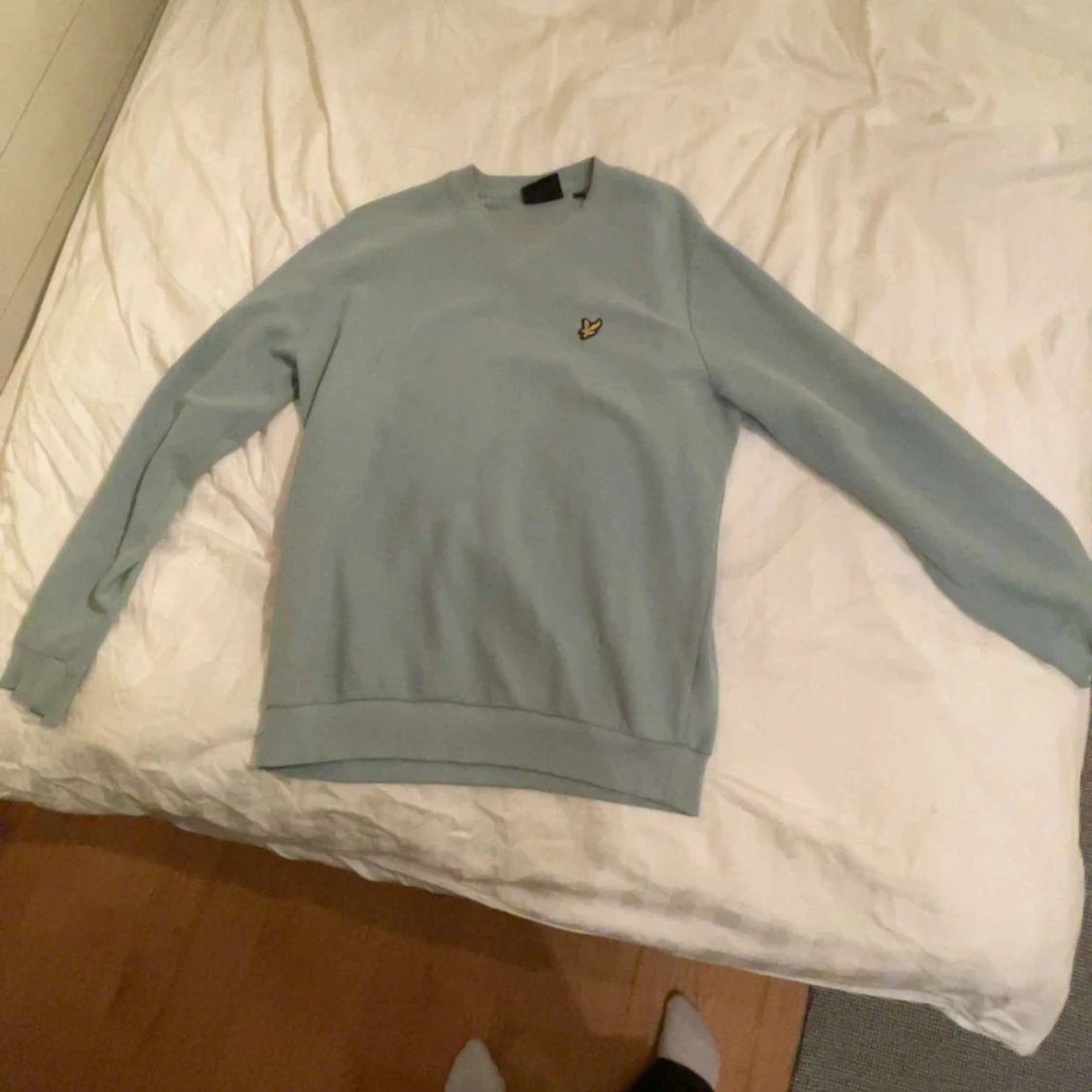 Ljusblå sweatshirt från Lyle & Scott