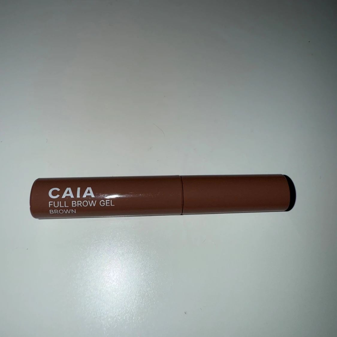 Brow gel från Caia - 1