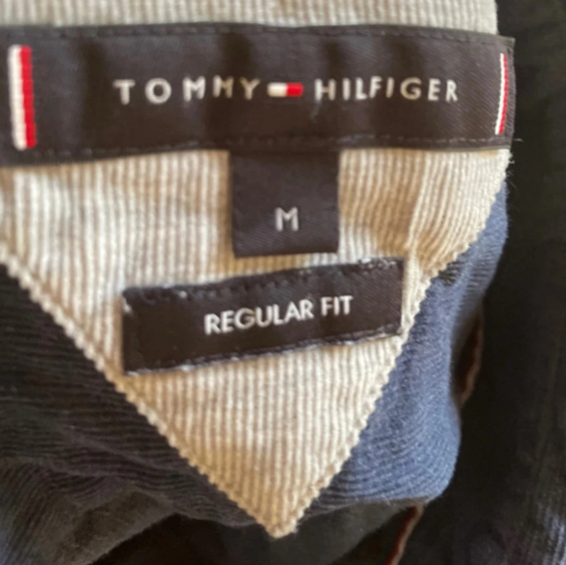 Blå skjorta från Tommy Hilfiger M - 2