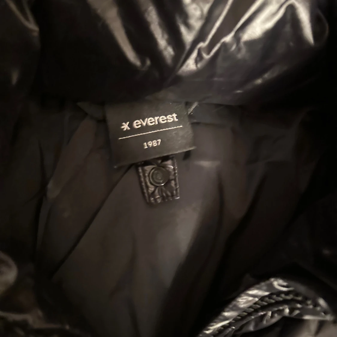 Svart pufferjacka - 3