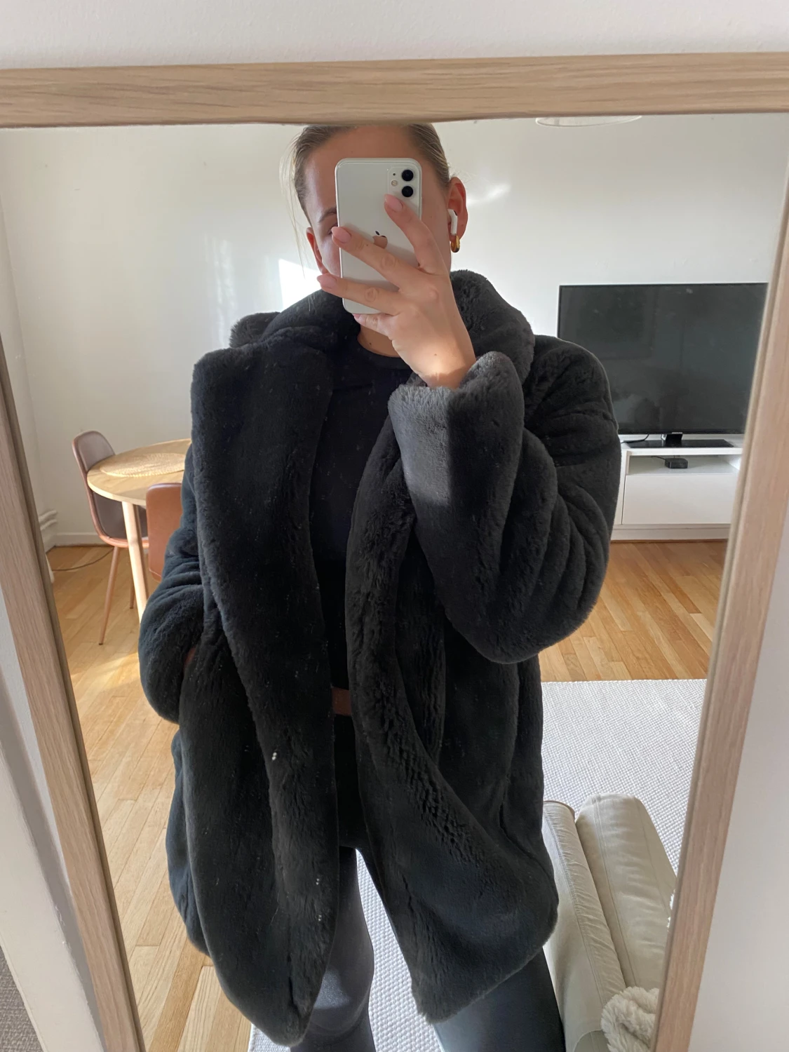 Marinblå pälsjacka från Zara  - 2