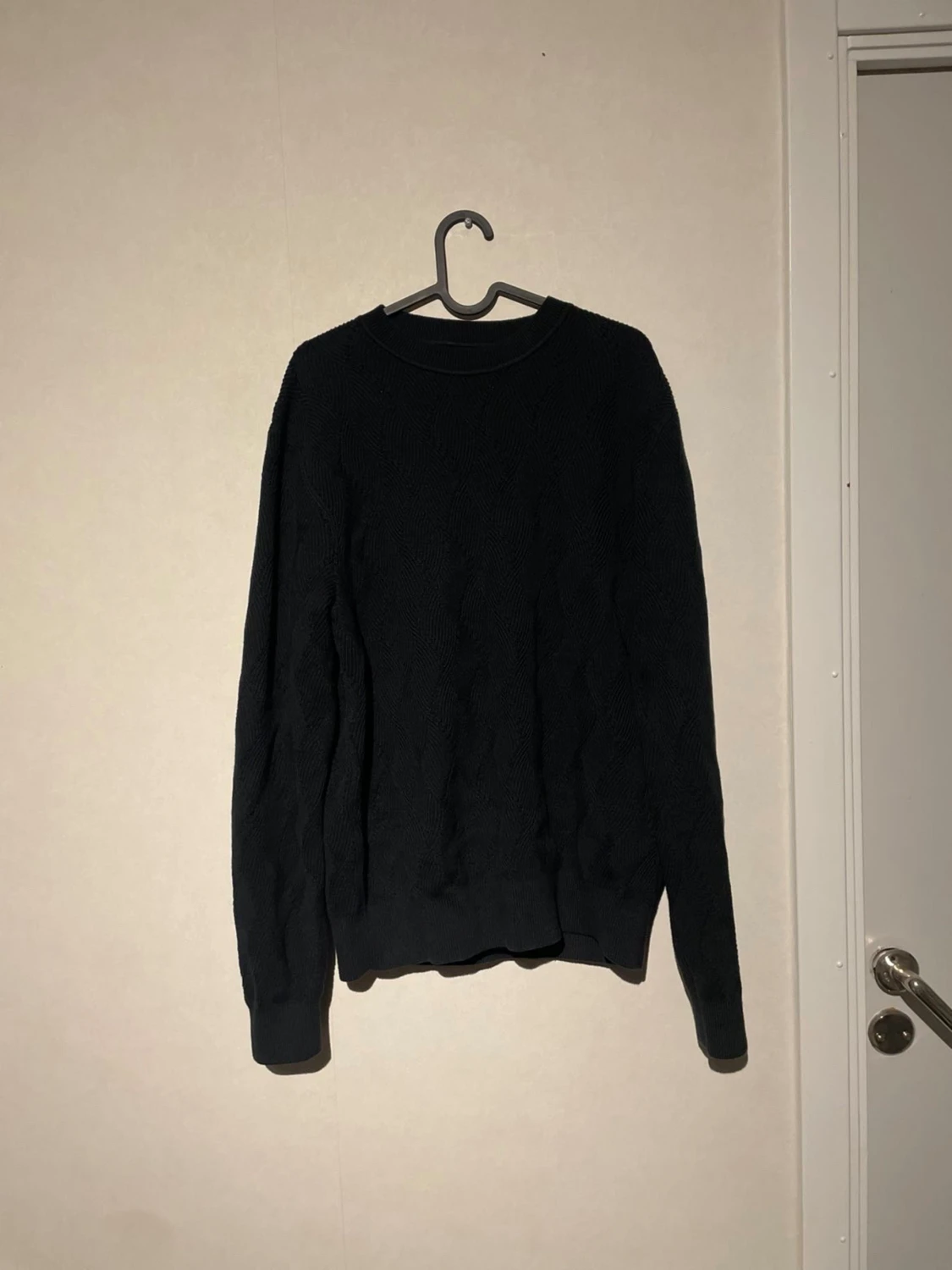 Svart tröja - 1