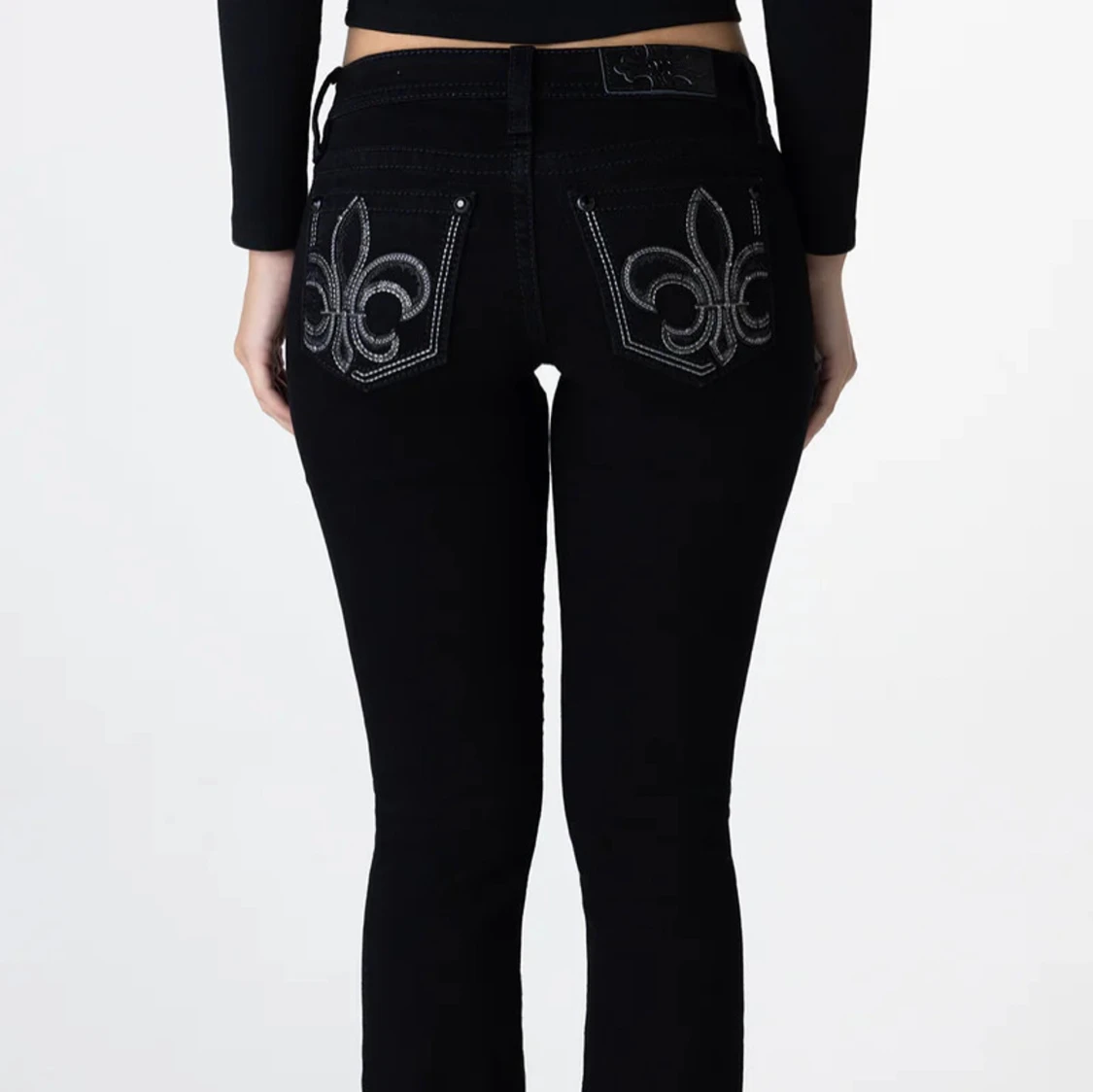 Svarta bootcut jeans Miss Me 28