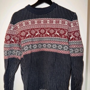 Selected - tröja - Selected - tröja  Strl S Använd, cond 9/10 Nypris 699:-  Mitt pris 150:-  