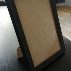 Svart fotoram  - Fin fotoram 20x15 cm