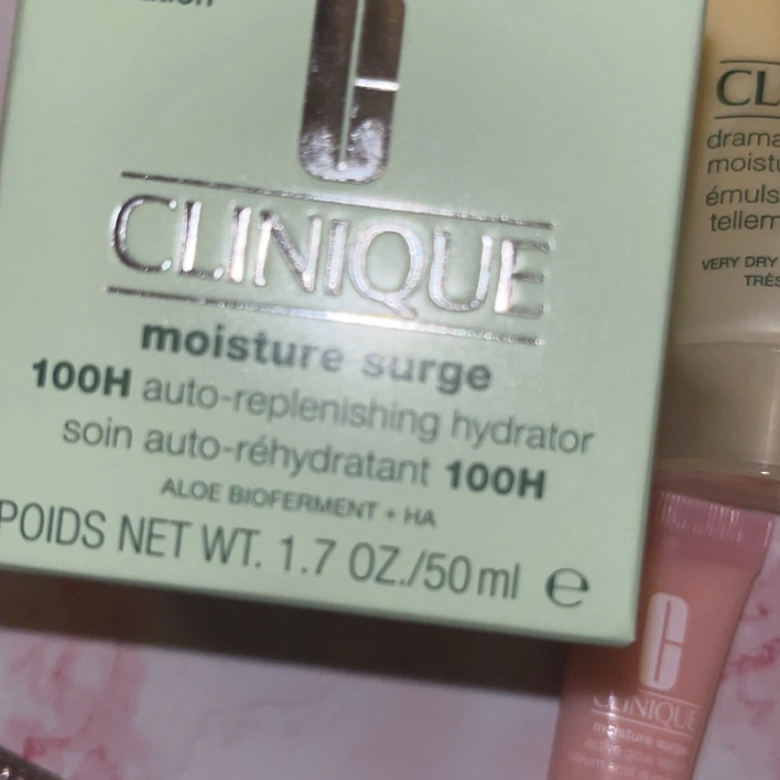 Clinique Moisture Surge & Lotion Kit - 4