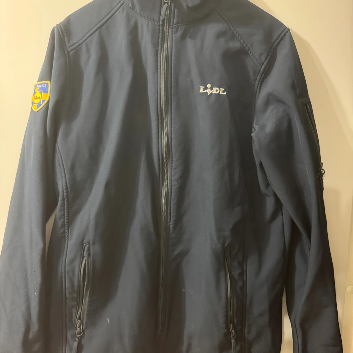 LIDL AUTENTISKA JOBB KLÄDEr - 3