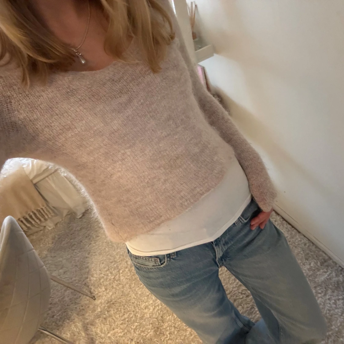 Tunn stickad tröja  - 1