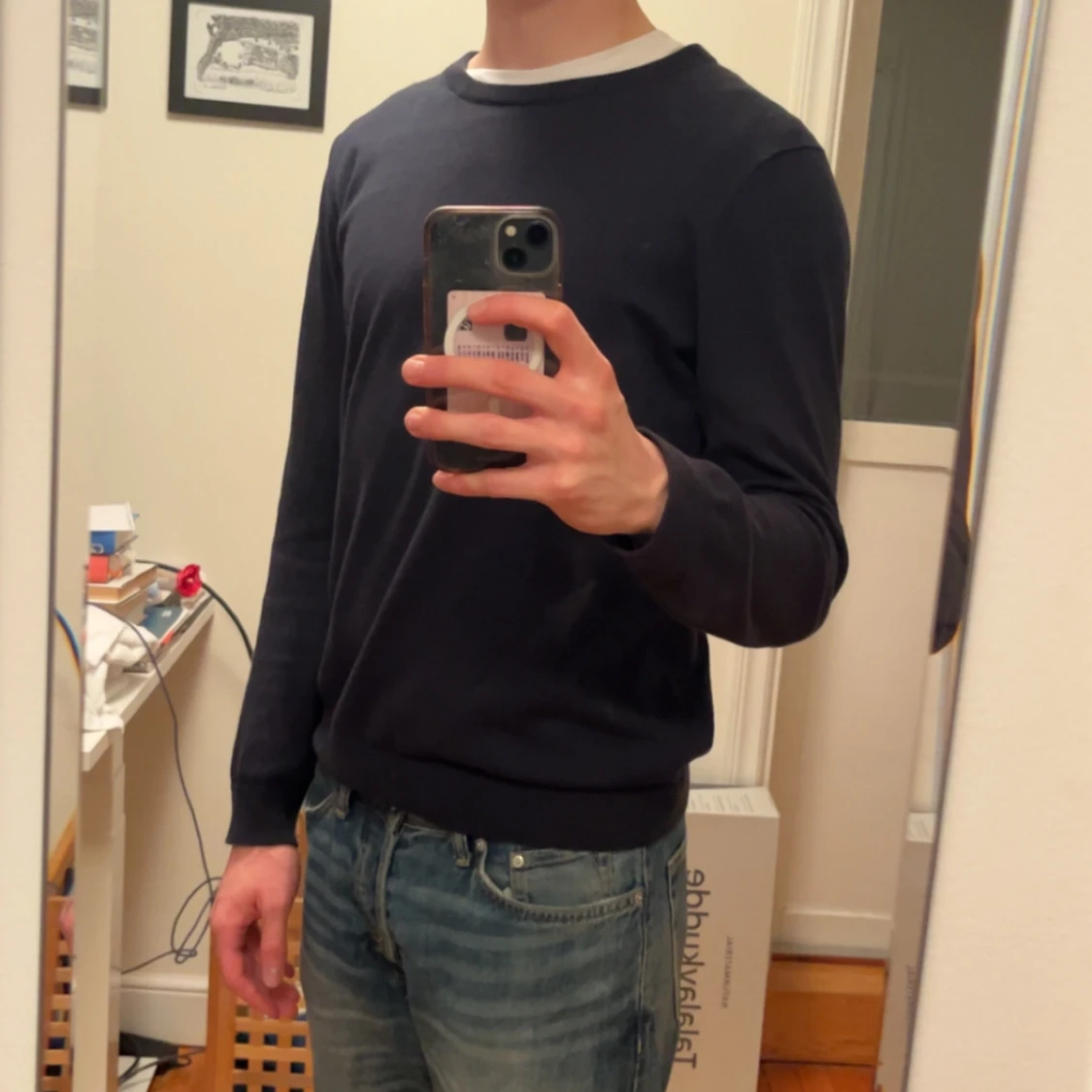 Mörkblå tröja från Bläck, storlek M