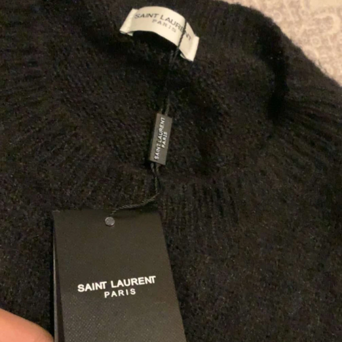 Svart stickad Saint Laurent-tröja - 2