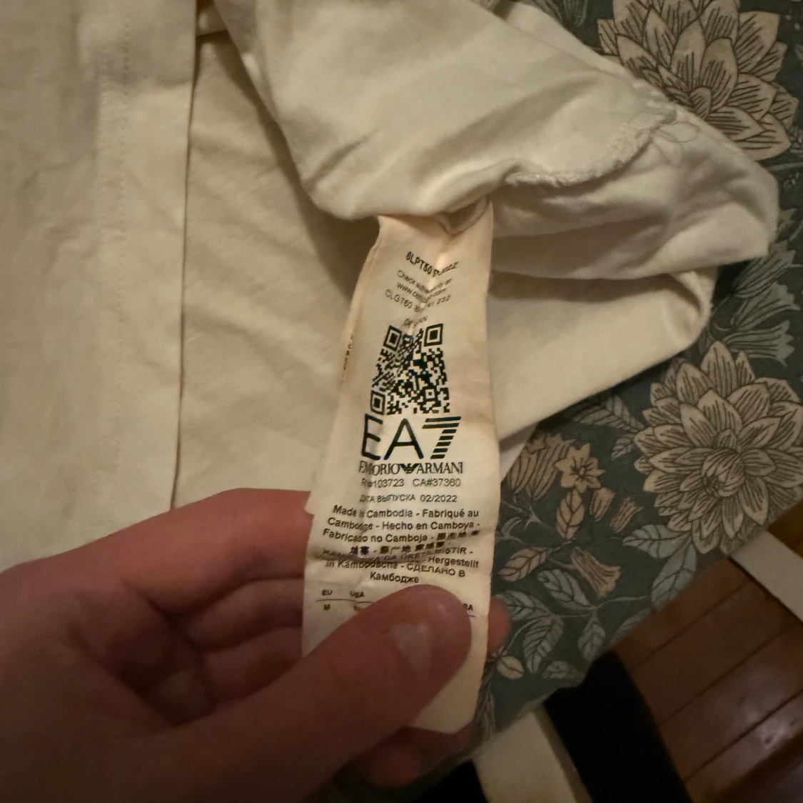 Vit EA7 t-shirt med logga - 1