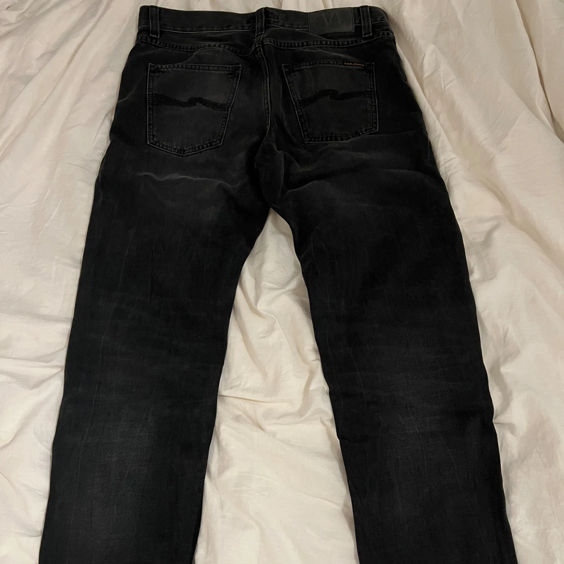 Svarta/mörkgrå NUDIE Jeans  - 1