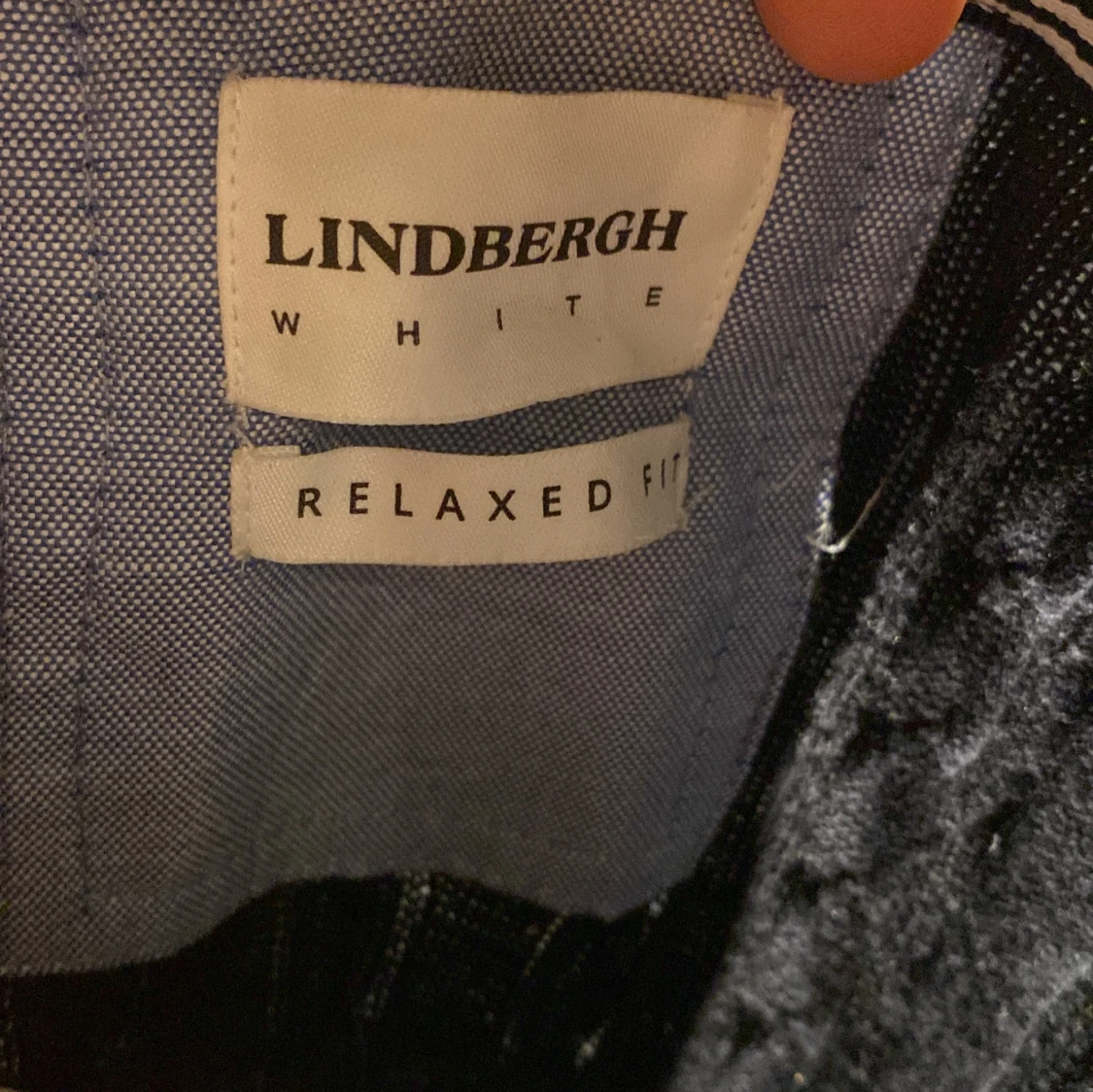 Svart stickad hoodie från Lindbergh - 3