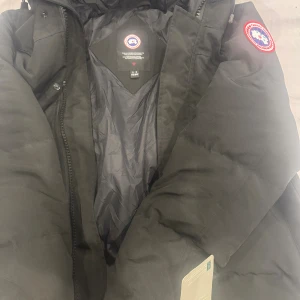 Canada goose vinter jacka - Helt ny oanvänd, Möts även upp i Göteborg 