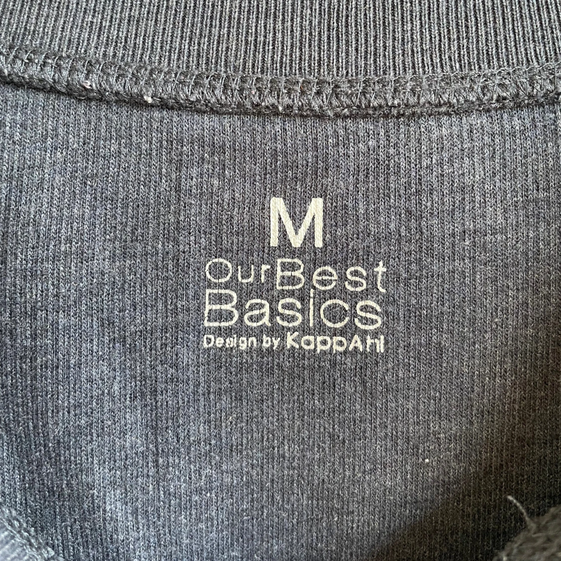 Mörkblå henley KappAhl - 2