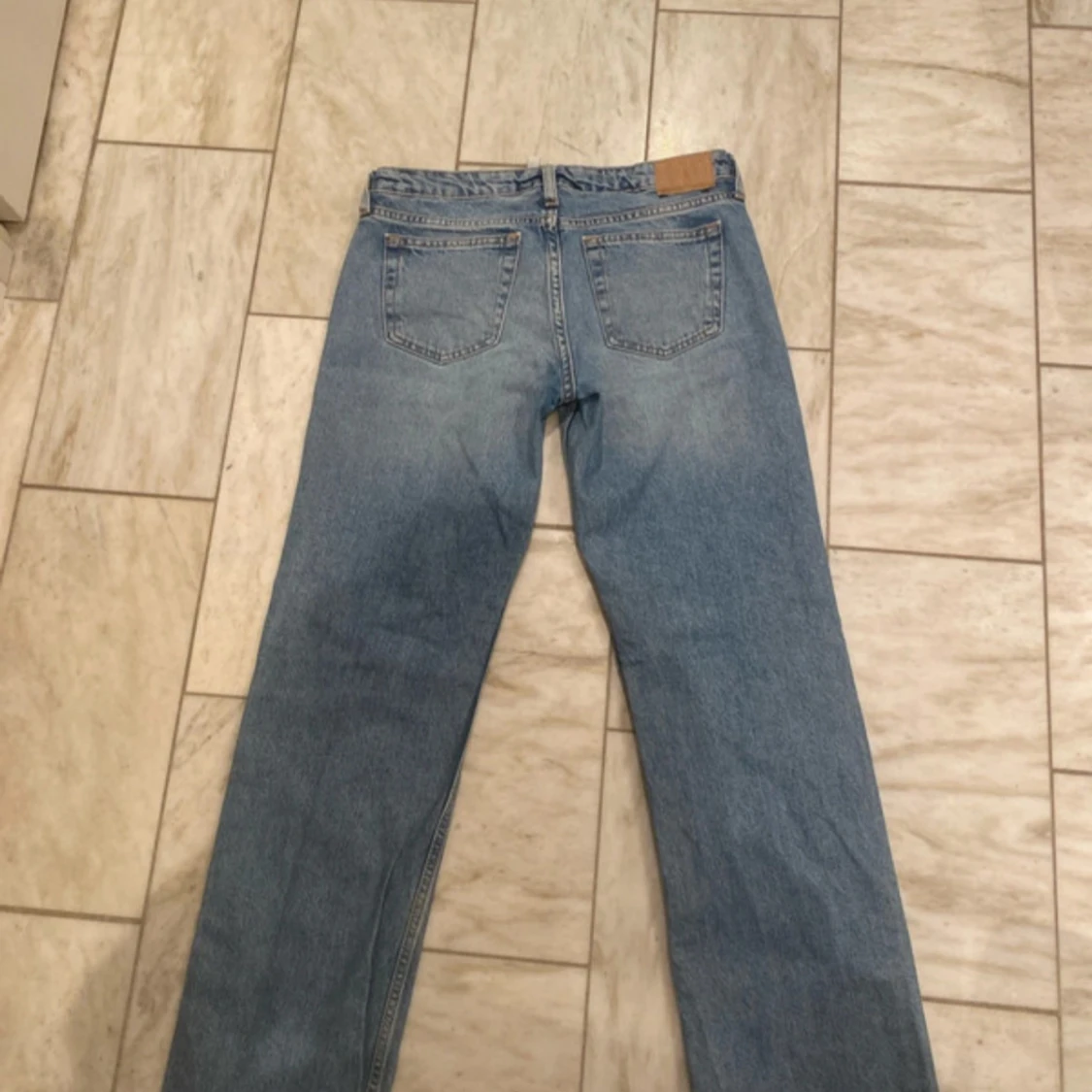 Weekday Arrow ljusblå straight jeans - 1