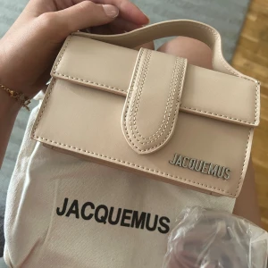 Helt ny väska  - Ej använd 