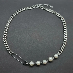 Handgjort halsband  - Rostfritt stål 