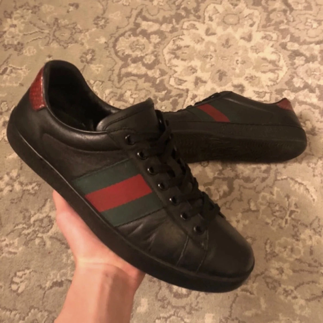 Två par skor Gucci ace och Philippe model - 1