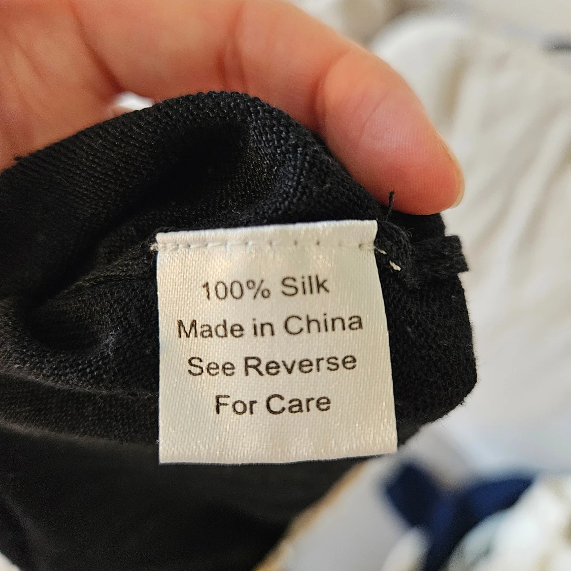 Stickad tröja i 100% silke - 3