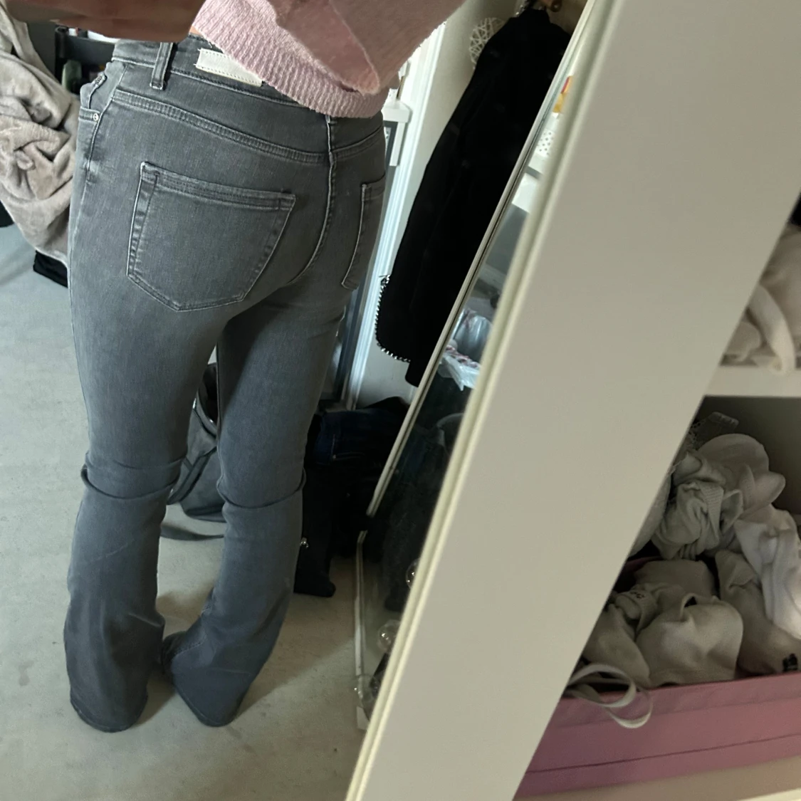 gråa jeans  - 1