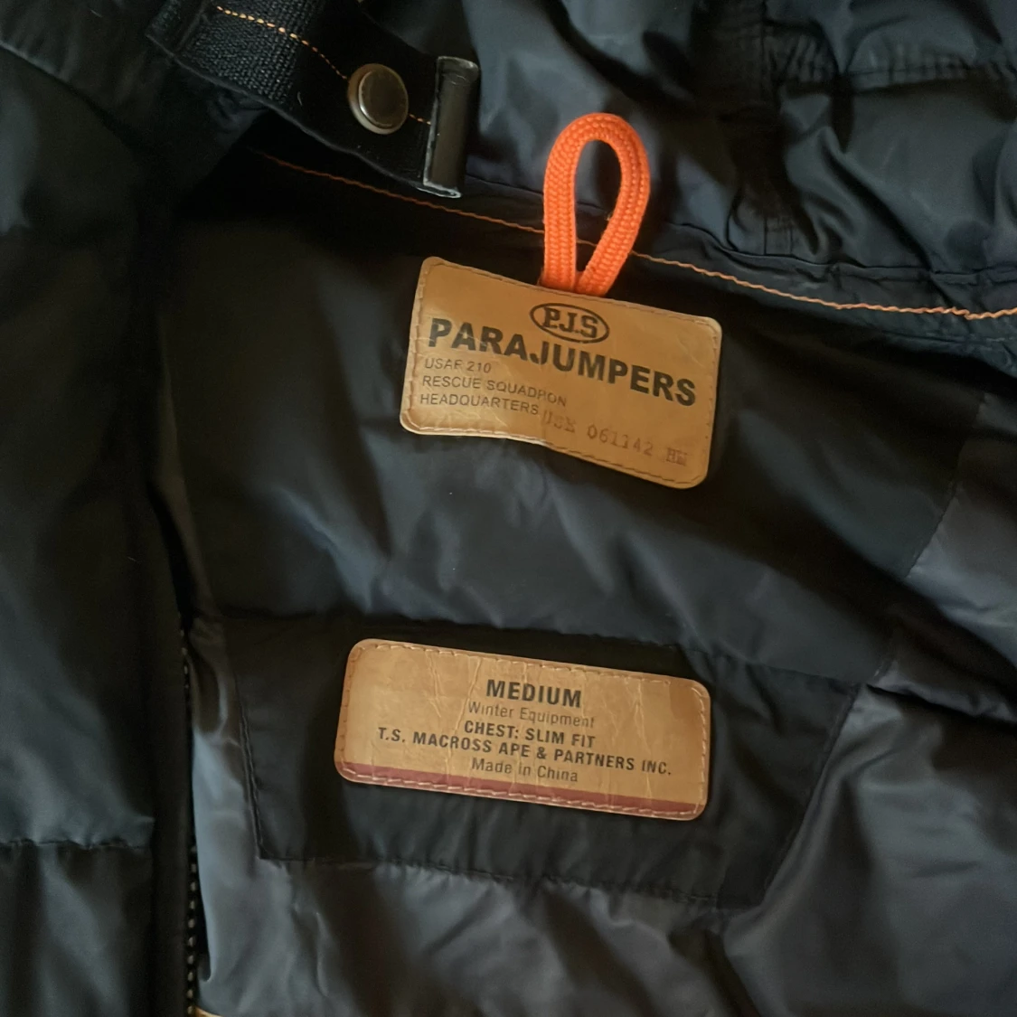 Svart dunjacka Parajumpers M - 1